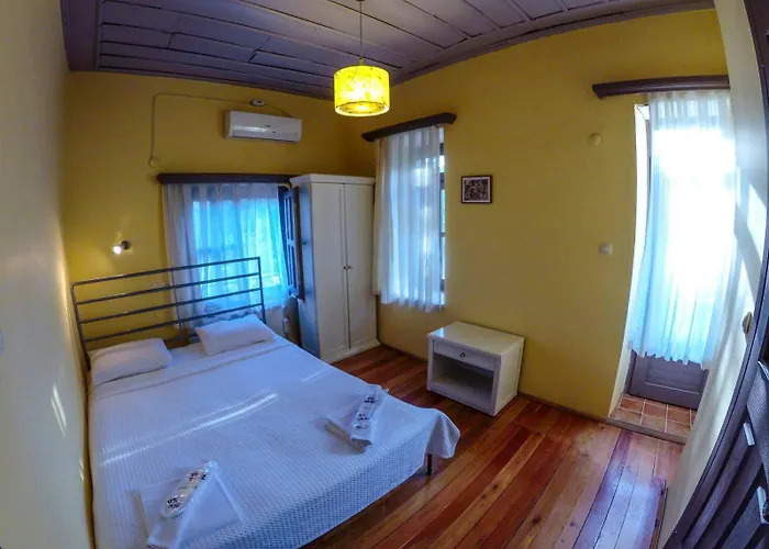 Adatepe Otel Adatepe (Ayvacik)